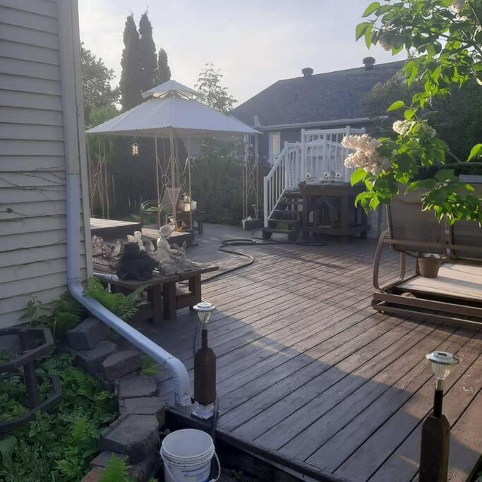 Appartement Entire 9 Person House With Sky Light