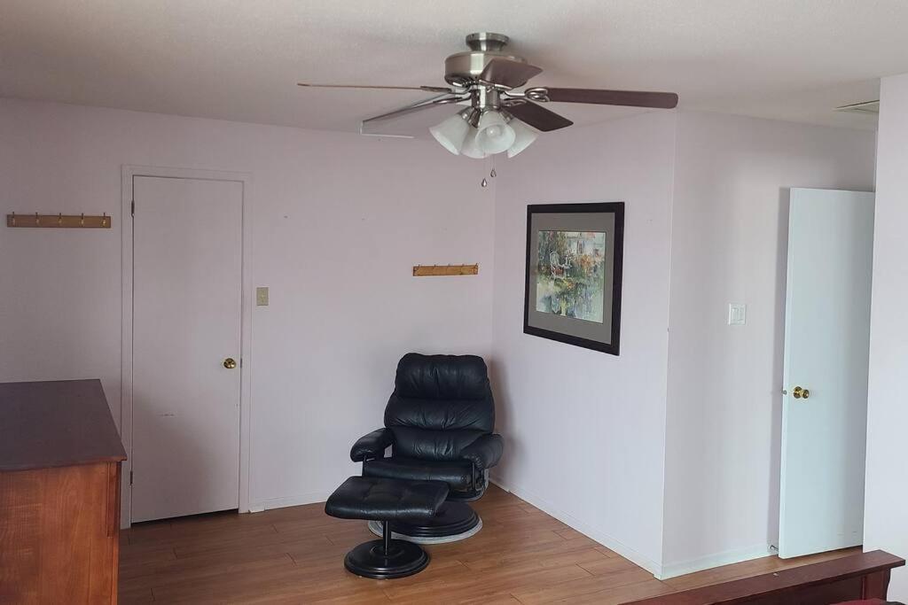 Appartement Entire 9 Person House With Sky Light Ottawa
