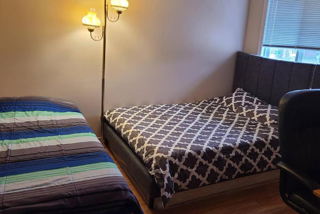 Entire 9 Person House With Sky Light Appartement