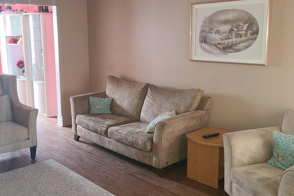 Appartement Entire 9 Person House With Sky Light Ottawa